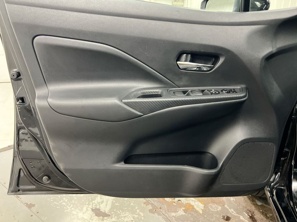 2023 Nissan Versa 1.6 SV