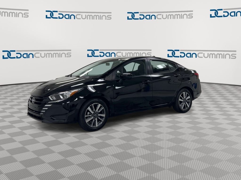 2023 Nissan Versa 1.6 SV