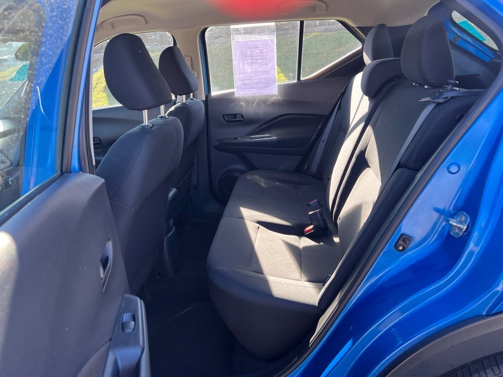2023 Nissan Kicks S