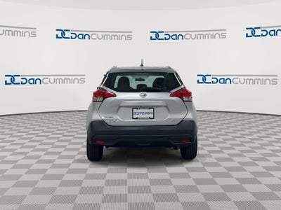 2019 Nissan Kicks SV