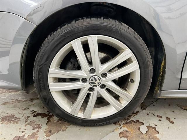 2017 Volkswagen Jetta 1.8T SEL