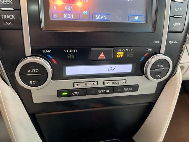 2012 Toyota Camry Hybrid XLE