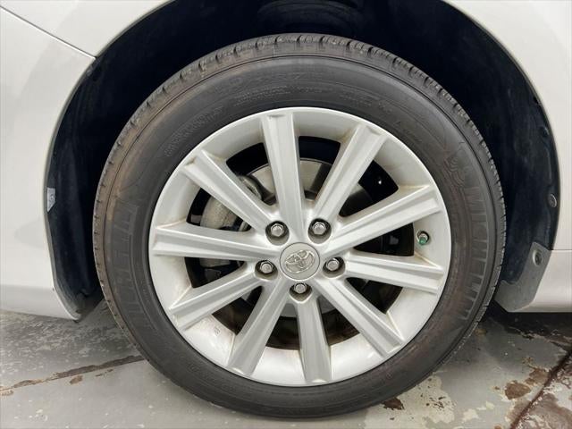 2012 Toyota Camry Hybrid XLE