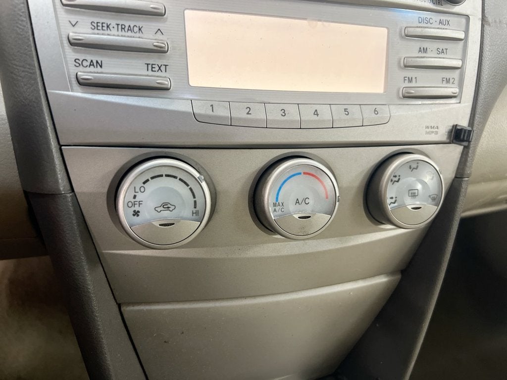 2011 Toyota Camry LE