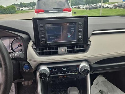 2022 Toyota RAV4 Hybrid XLE