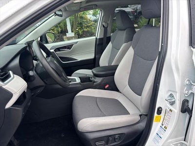 2022 Toyota RAV4 Hybrid XLE