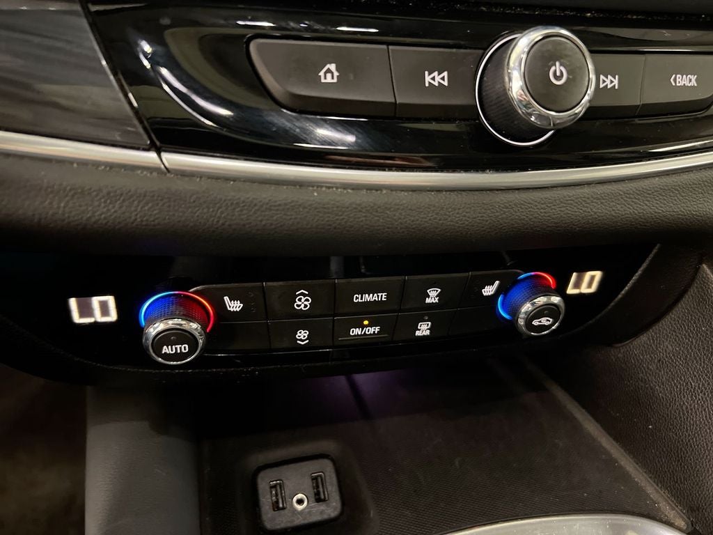 2019 Buick Enclave Essence