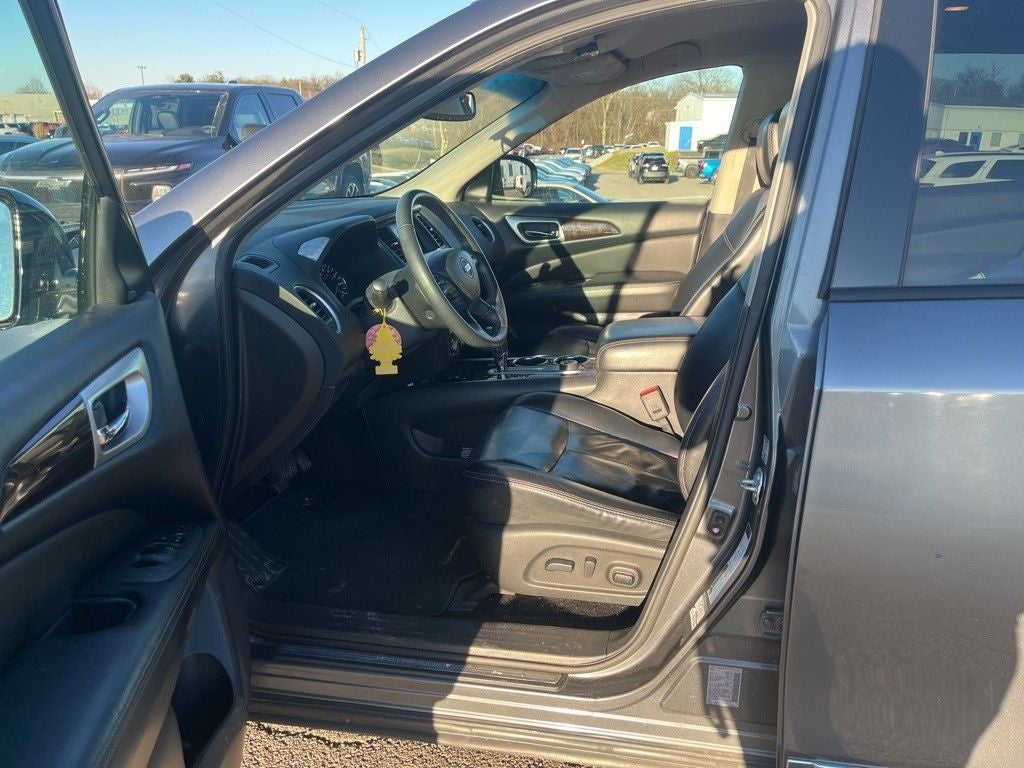 2015 Nissan Pathfinder SL