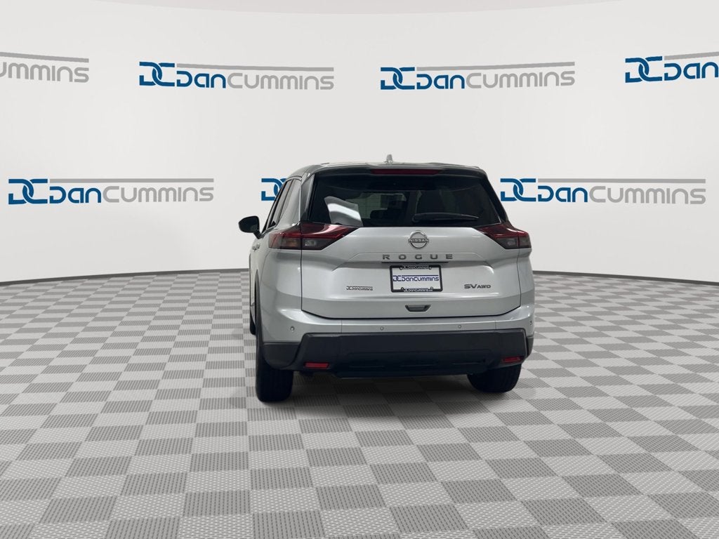 2024 Nissan Rogue SV