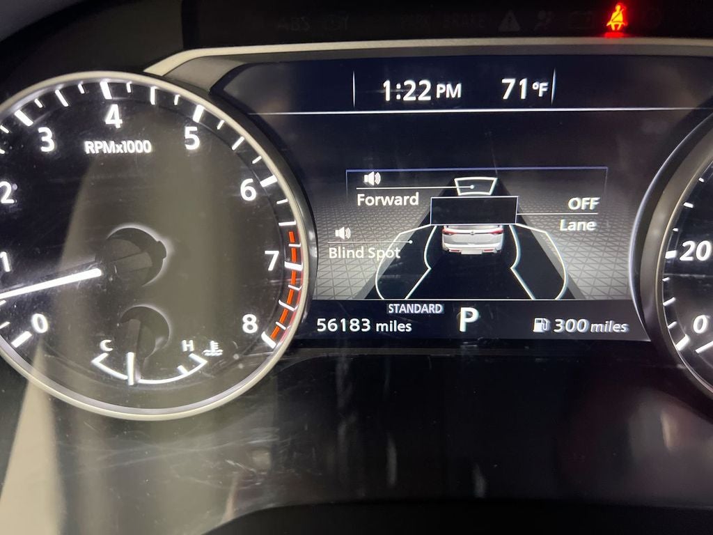 2024 Nissan Pathfinder SV