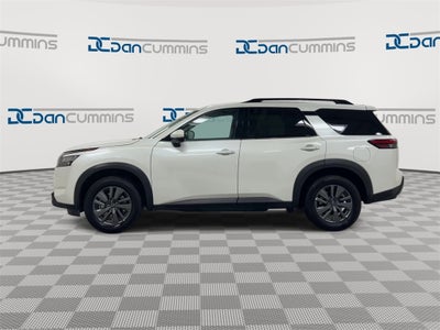 2024 Nissan Pathfinder SV