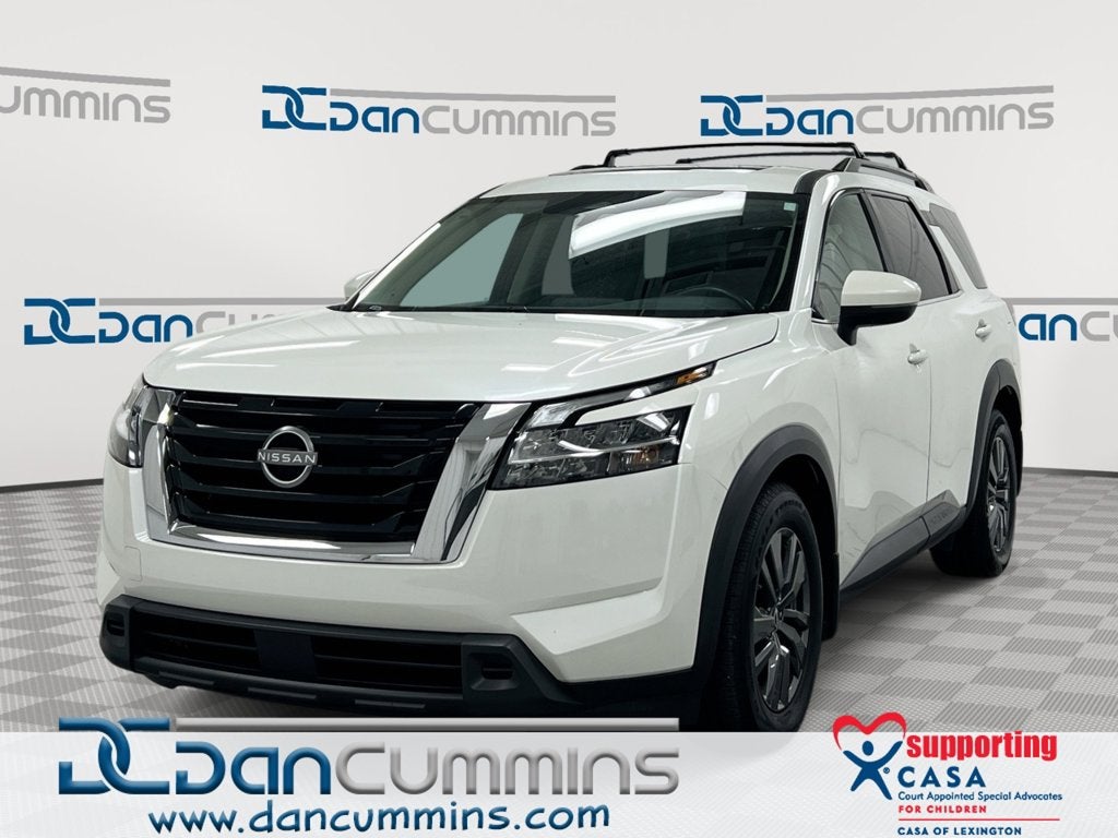 2022 Nissan Pathfinder SV