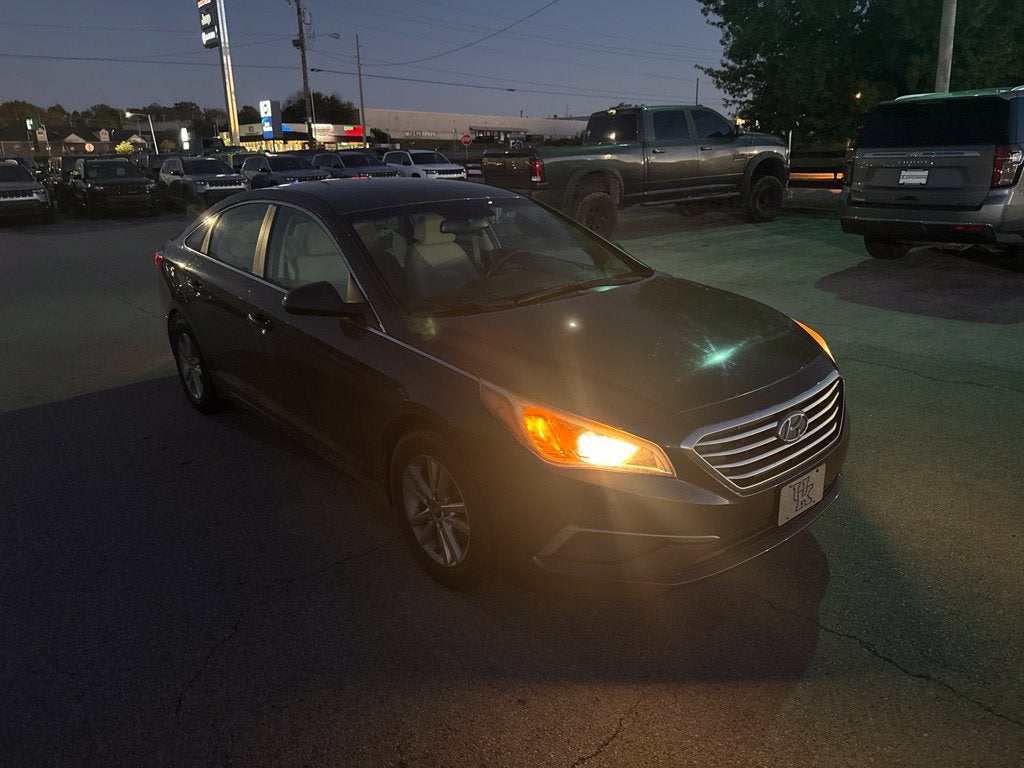 2016 Hyundai Sonata SE