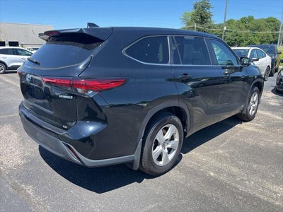 2023 Toyota Highlander Hybrid LE