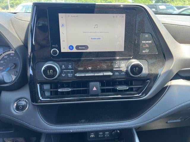 2023 Toyota Highlander Hybrid LE