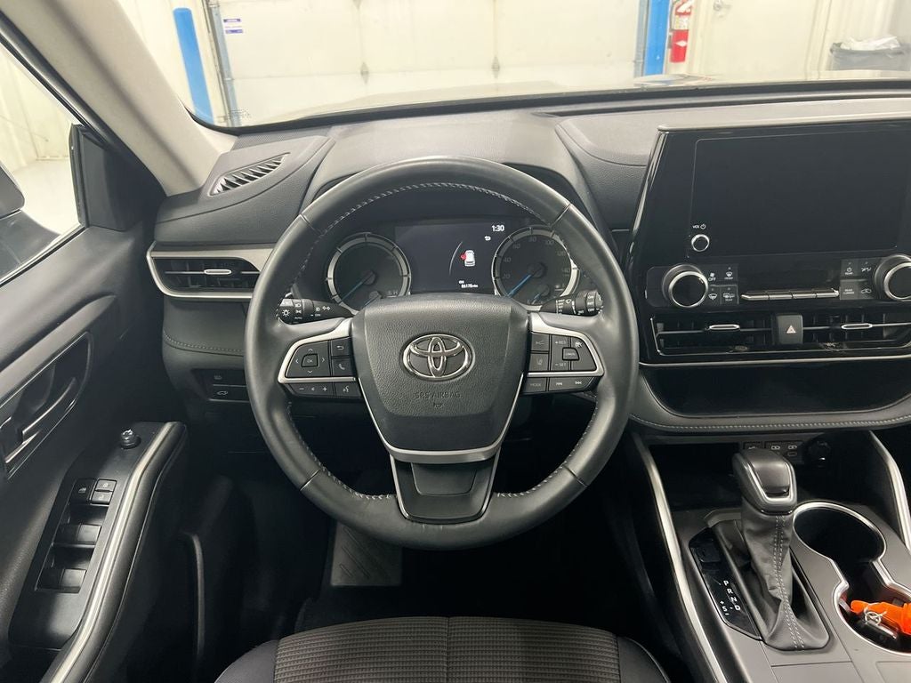 2024 Toyota Highlander Hybrid LE