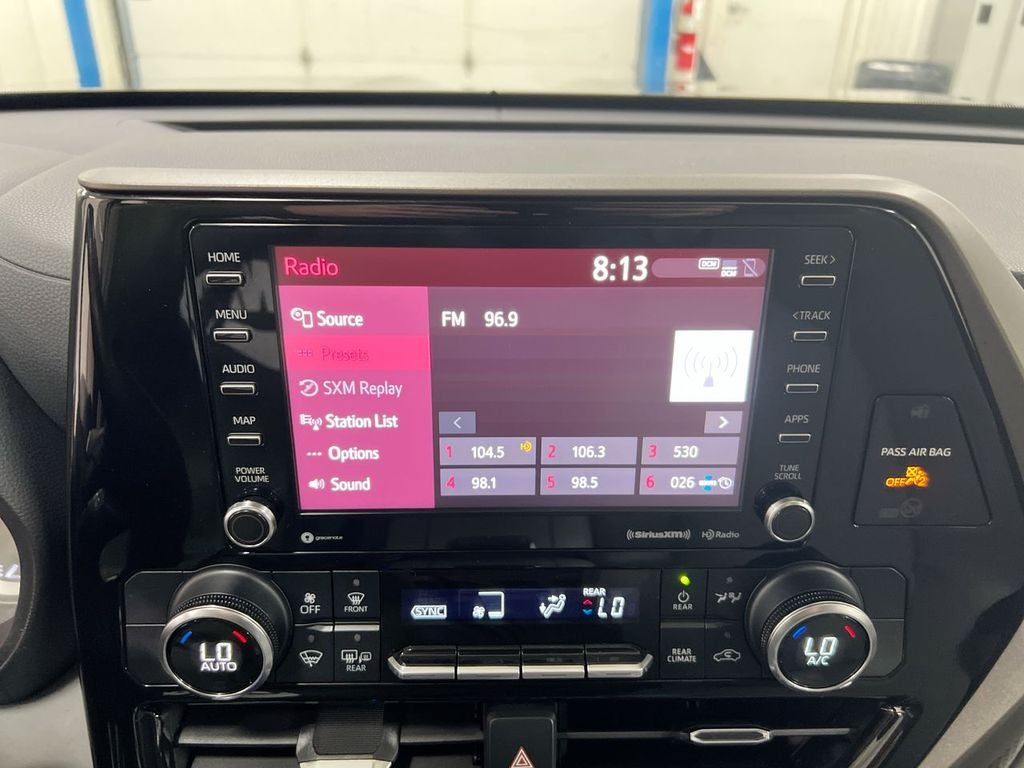 2022 Toyota Highlander LE
