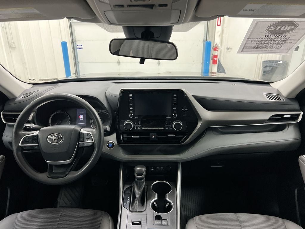 2022 Toyota Highlander L