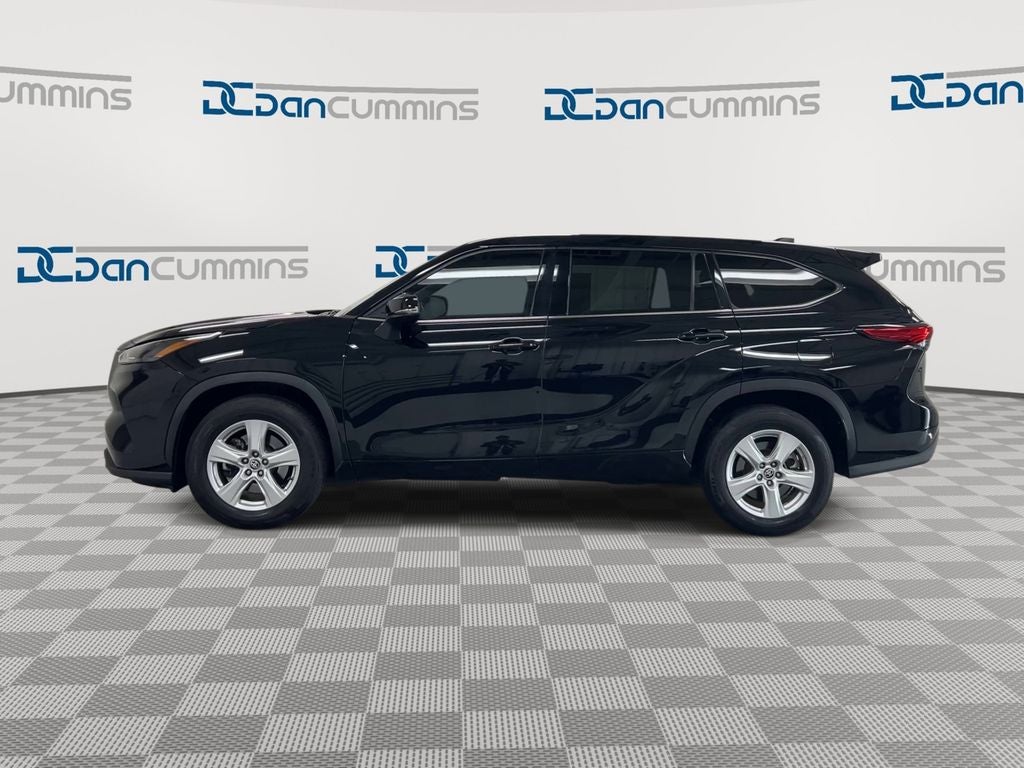 2022 Toyota Highlander L