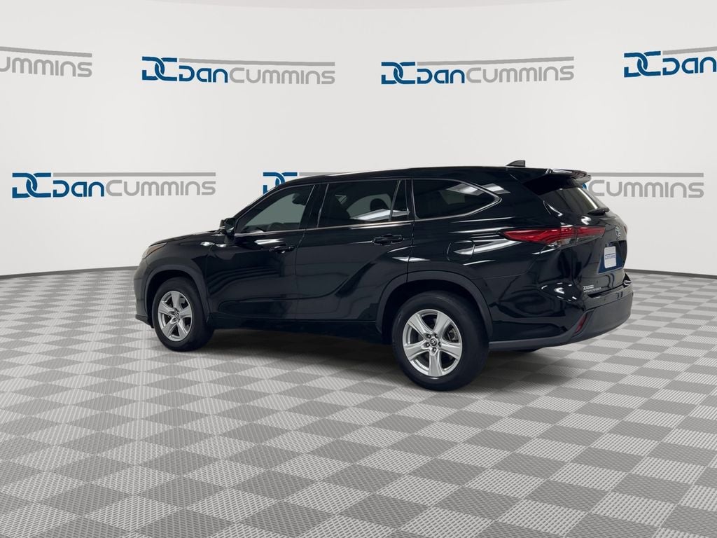 2022 Toyota Highlander L