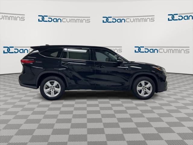 2022 Toyota Highlander L