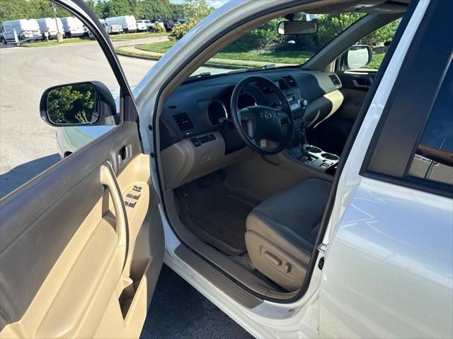 2010 Toyota Highlander SE