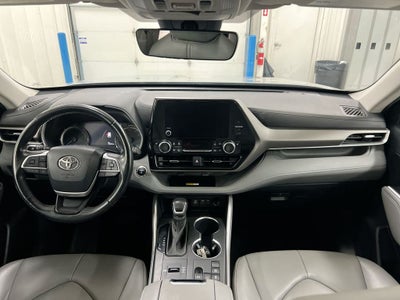 2023 Toyota Highlander Hybrid XLE