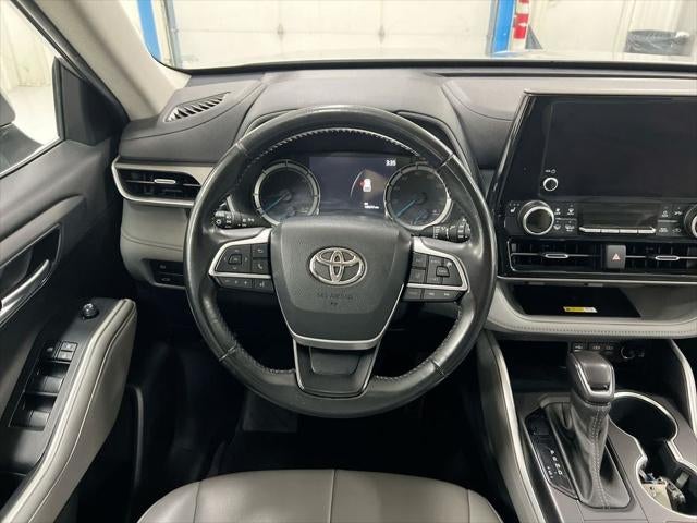 2023 Toyota Highlander Hybrid XLE