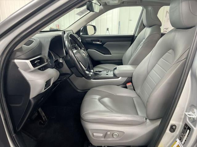 2023 Toyota Highlander Hybrid XLE