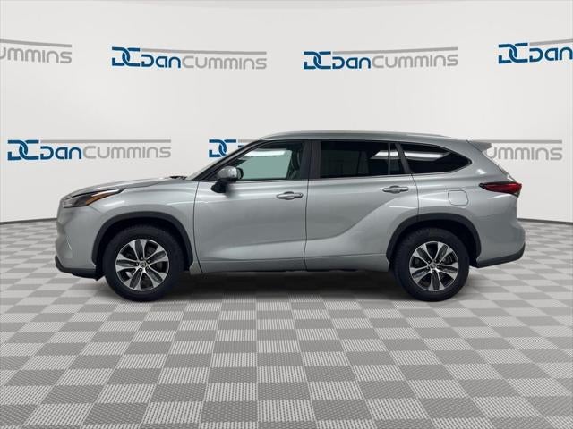 2023 Toyota Highlander Hybrid XLE