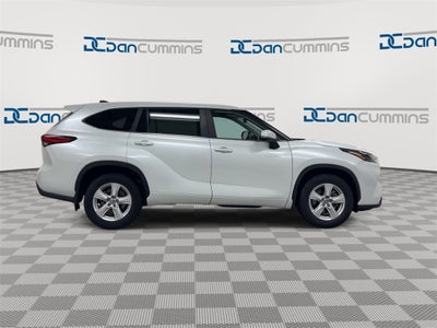 2023 Toyota Highlander LE