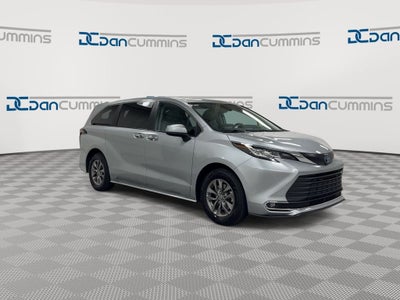 2023 Toyota Sienna XLE