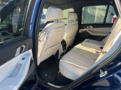 2024 BMW X5 M60i