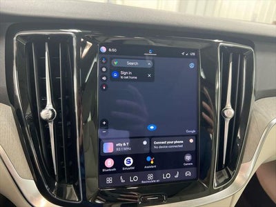 2023 Volvo S60 B5 Plus Dark Theme