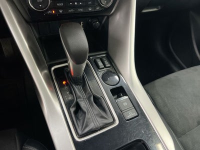2022 Mitsubishi Eclipse Cross Base