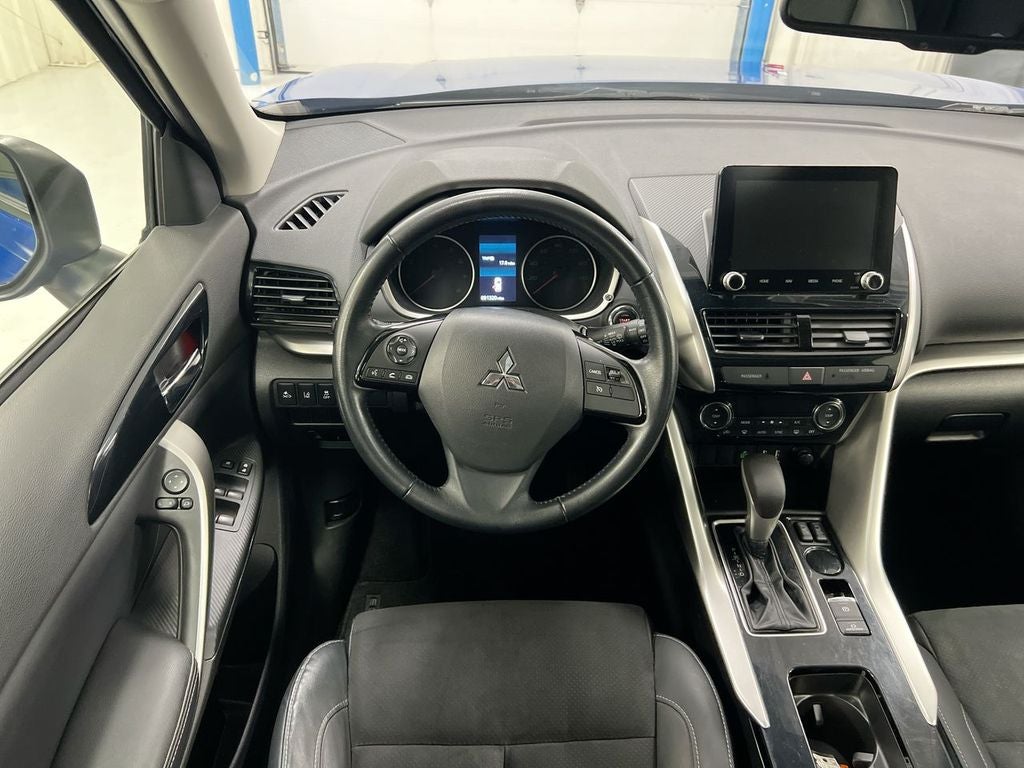 2022 Mitsubishi Eclipse Cross Base