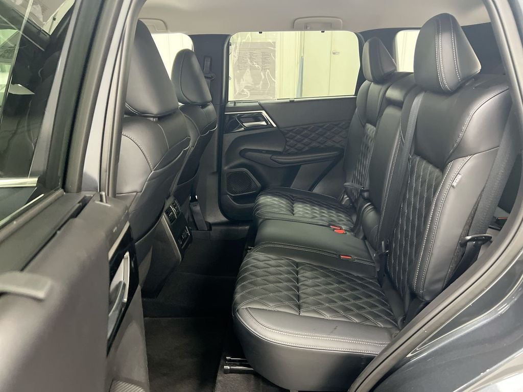 2024 Mitsubishi Outlander SEL