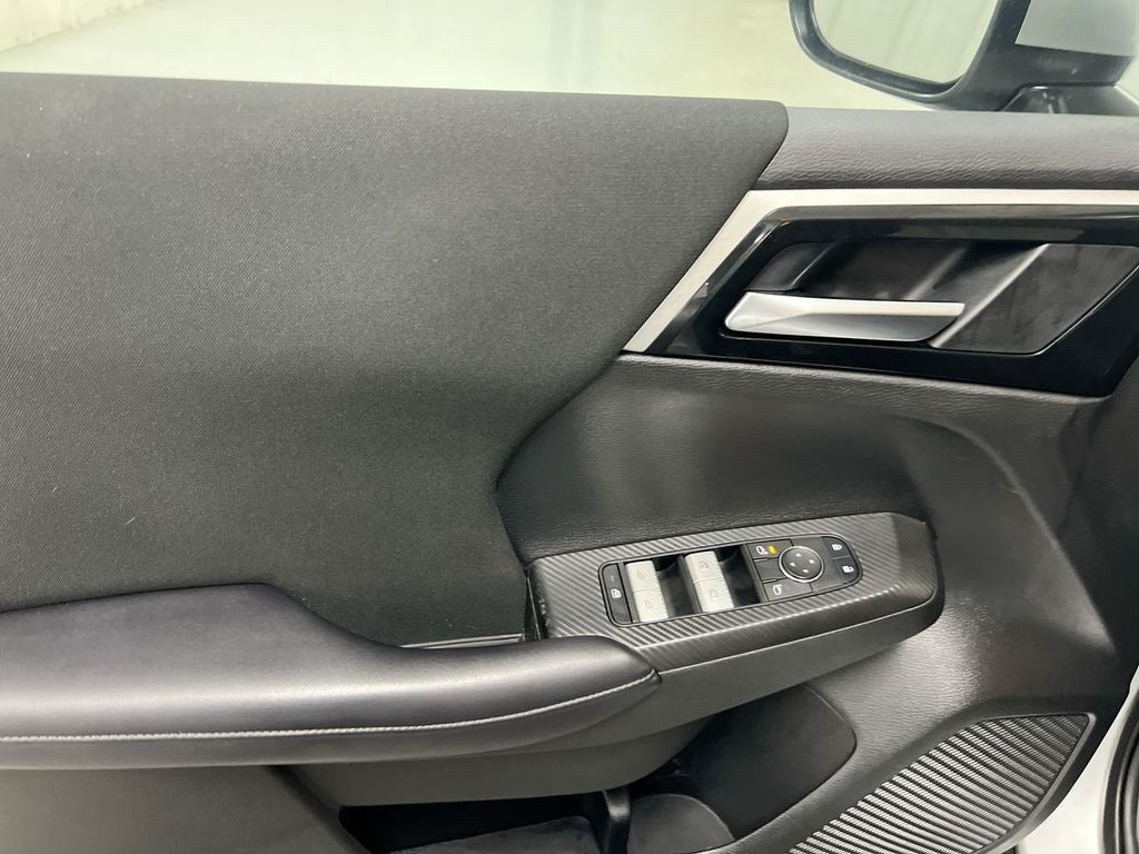 2024 Mitsubishi Outlander ES
