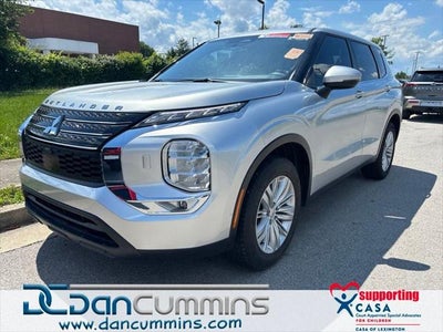 2024 Mitsubishi Outlander ES