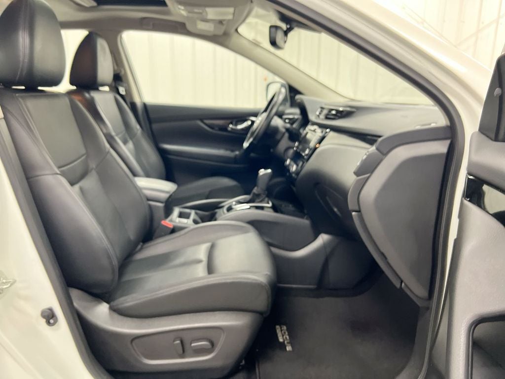 2022 Nissan Rogue Sport SL