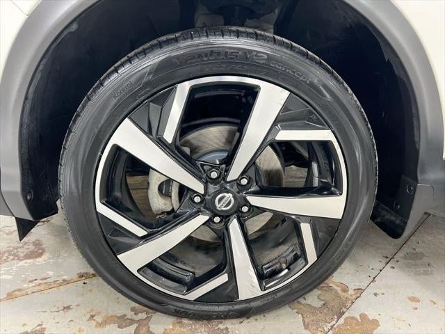 2022 Nissan Rogue Sport SL