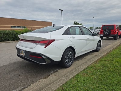 2024 Hyundai Elantra SEL