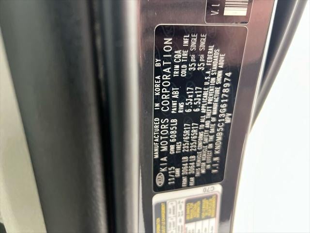 2016 Kia Sedona LX