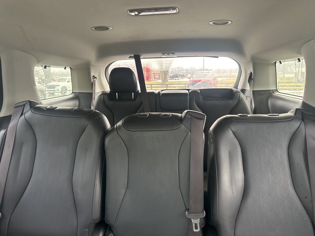 2023 Kia Carnival EX