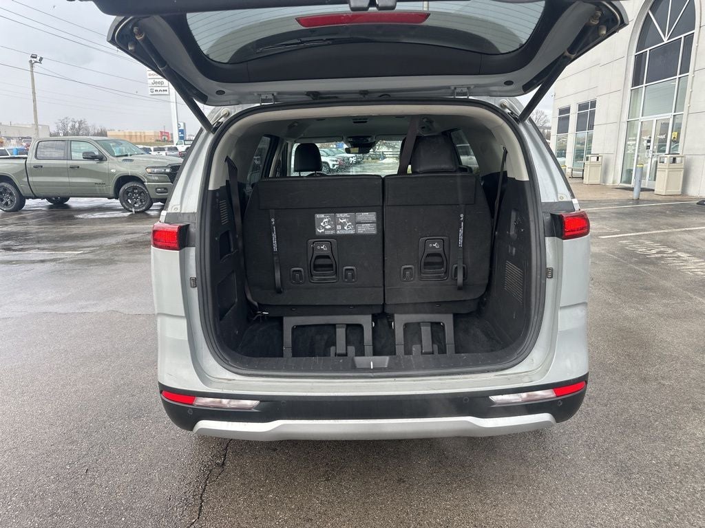 2023 Kia Carnival EX