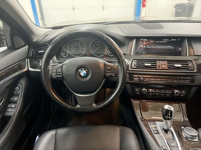 2015 BMW 5 Series 528i
