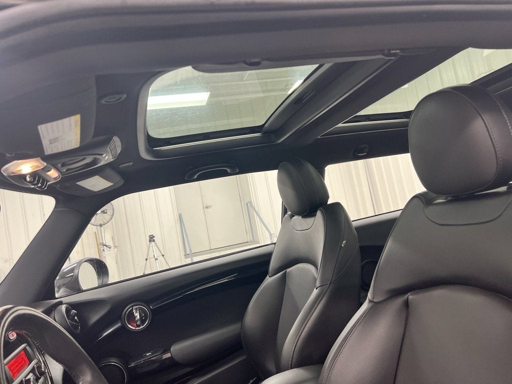 2015 MINI Cooper S Base