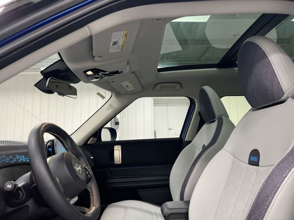 2025 MINI Cooper S Countryman Signature Plus