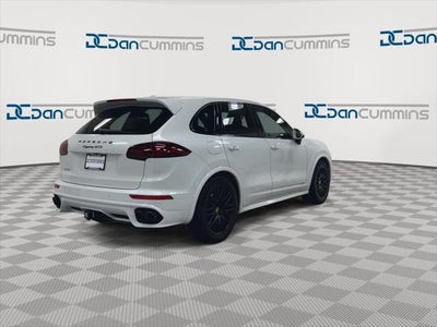 2016 Porsche Cayenne GTS