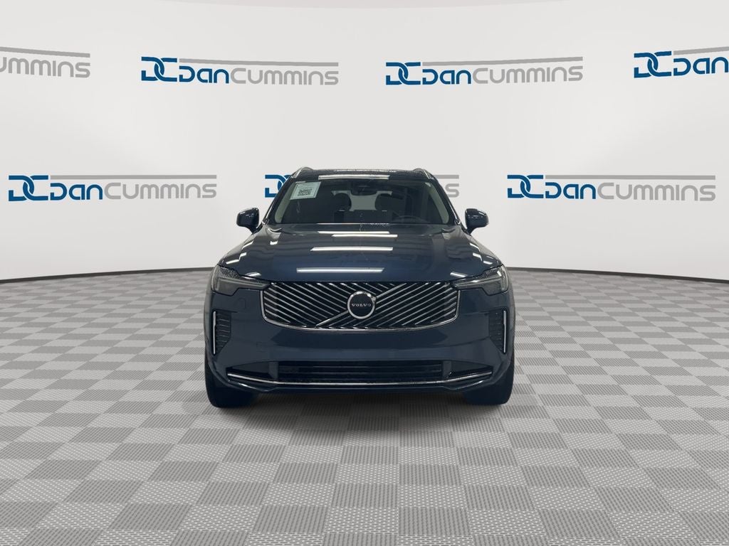 2025 Volvo XC90 B5 Core